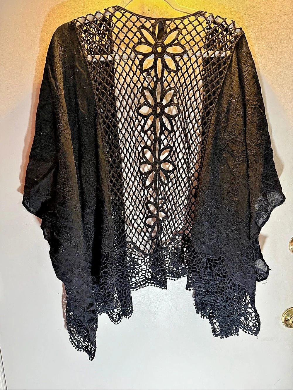 TORRID Festi Crochet Back Kimono Black Ruana Boho Style